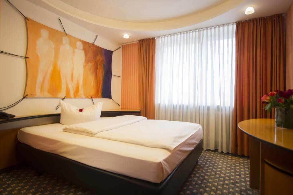 Parkhotel Schmid Adelsried Luaran gambar
